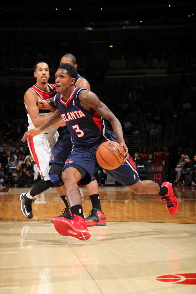 绝伦的单骑 绝伦的单骑