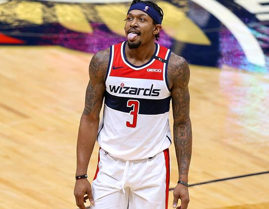 在离开火箭 在离开火箭