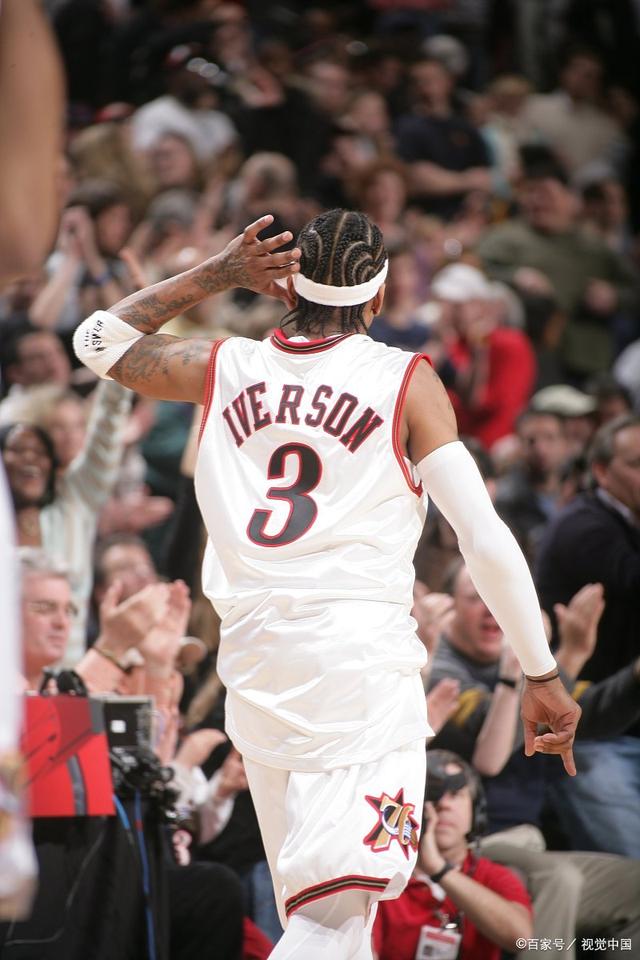 C罗上演帽 C罗上演帽